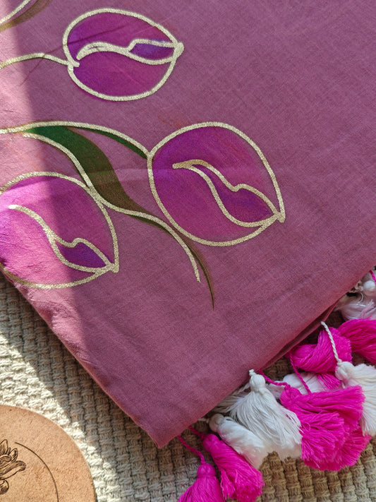 Mauve Tulip Bouquet Hand-Painted Saree