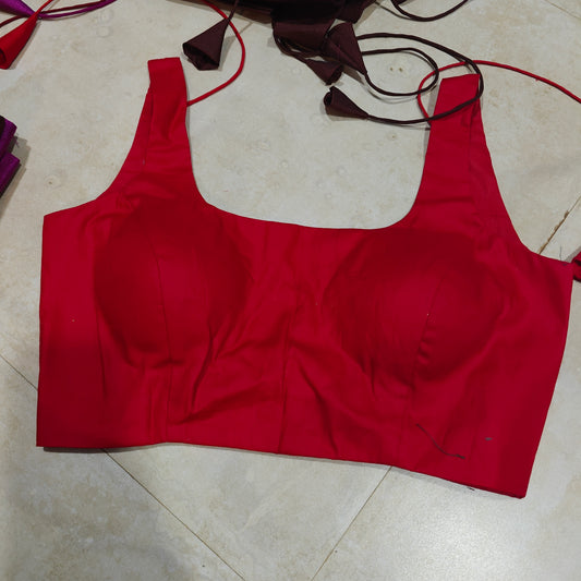 Red Cotton U-Neck Sleeveless Blouse
