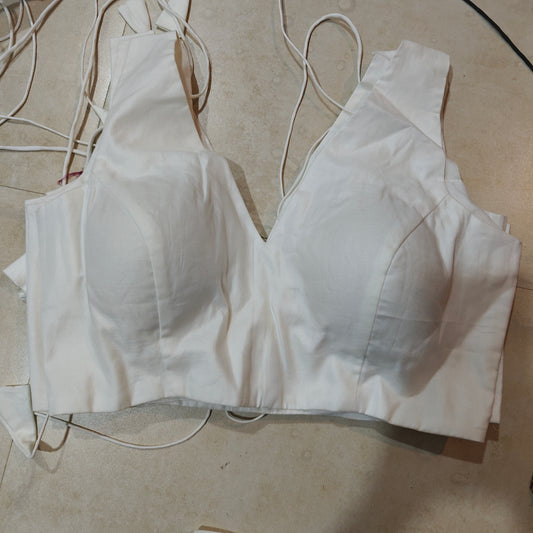 White Cotton V Neck Sleeveless Blouse