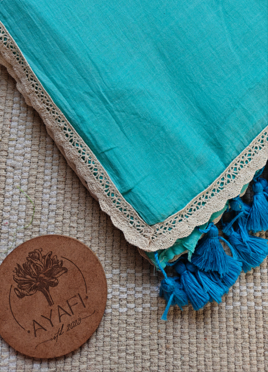 Aqua Dainty Lace Reverie