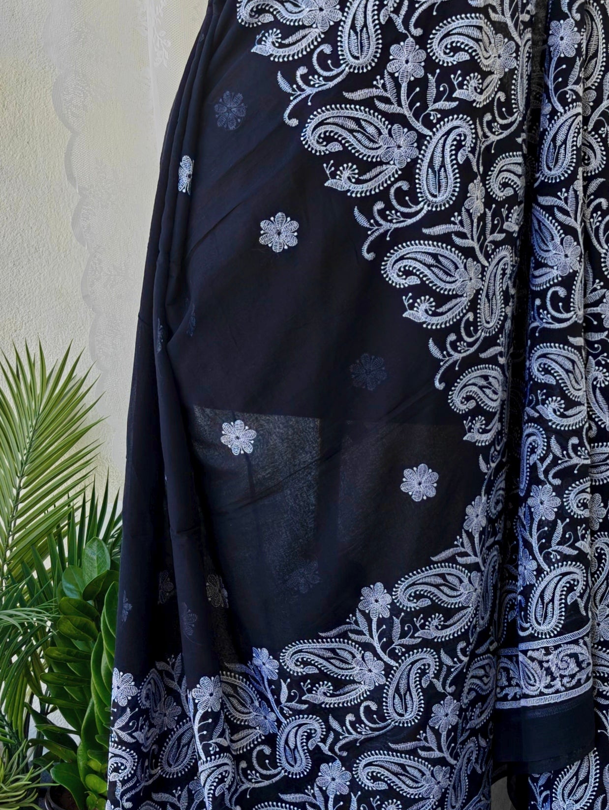 Lunar Paisley