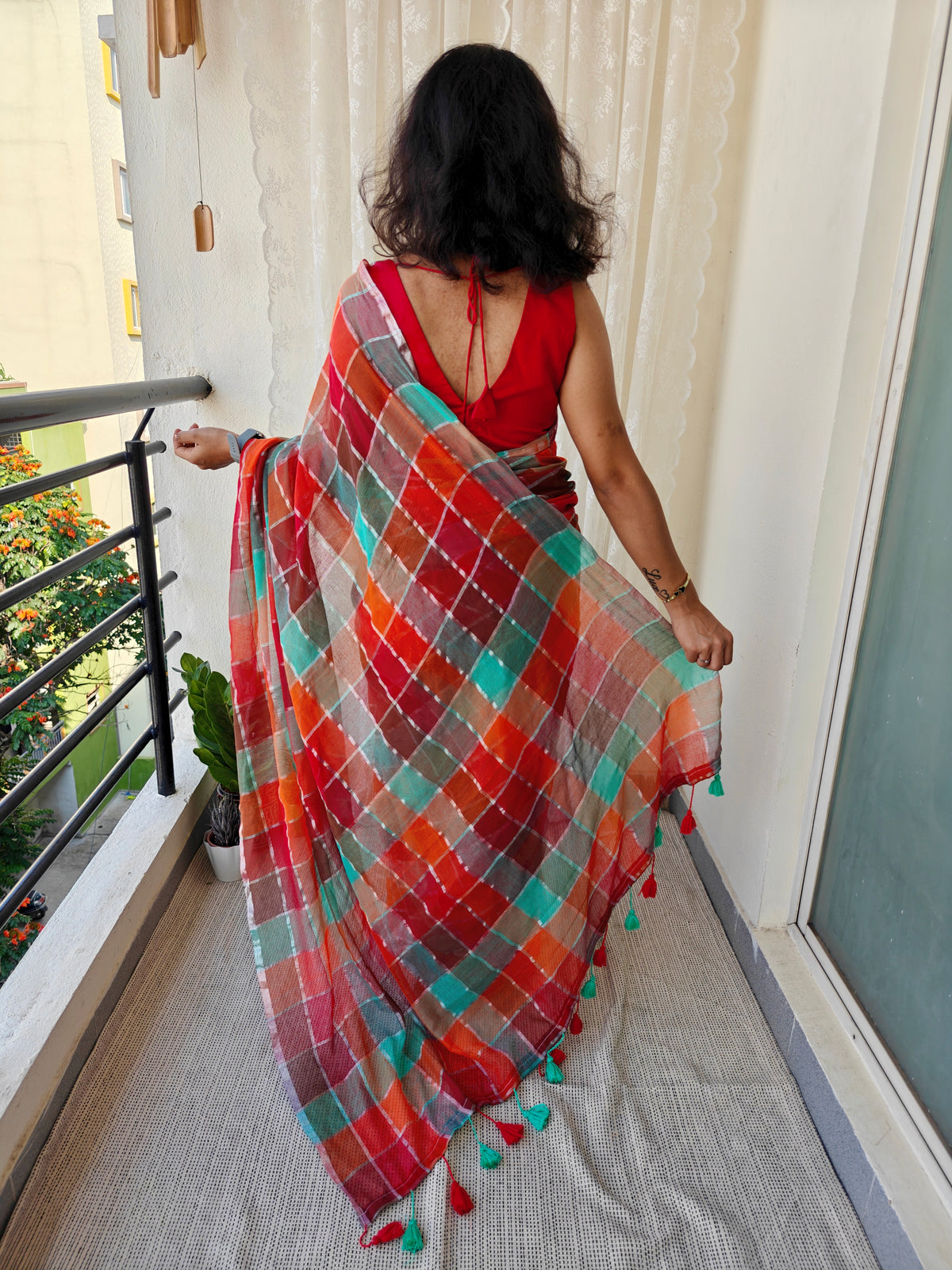 Multicolored Gold Zari Checked Mul Saree