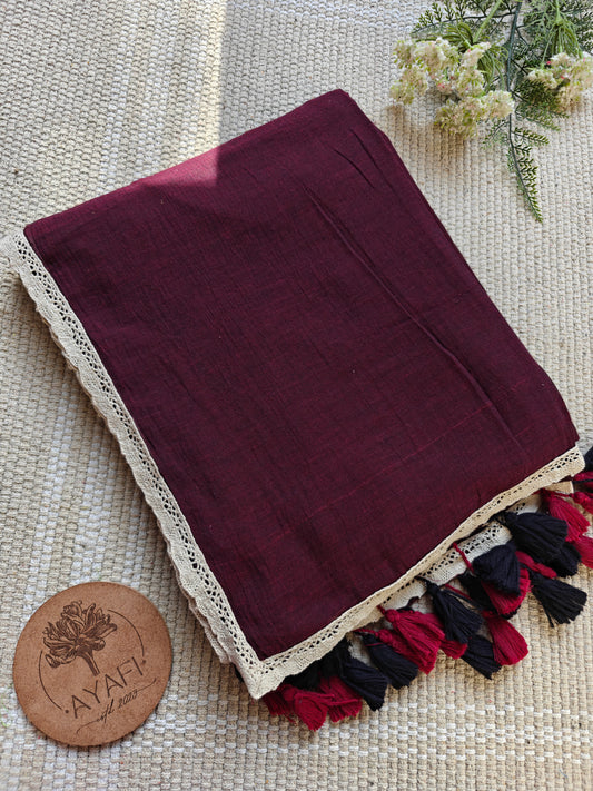 Bordeaux Dainty Lace Reverie