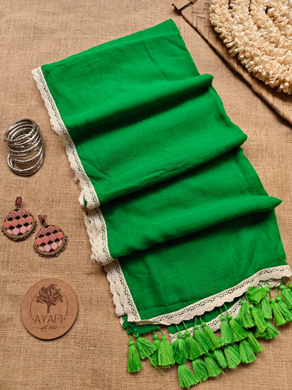 Pine Dainty Lace Reverie