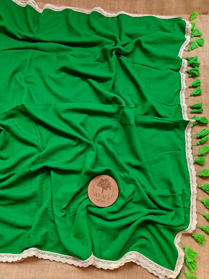 Pine Dainty Lace Reverie