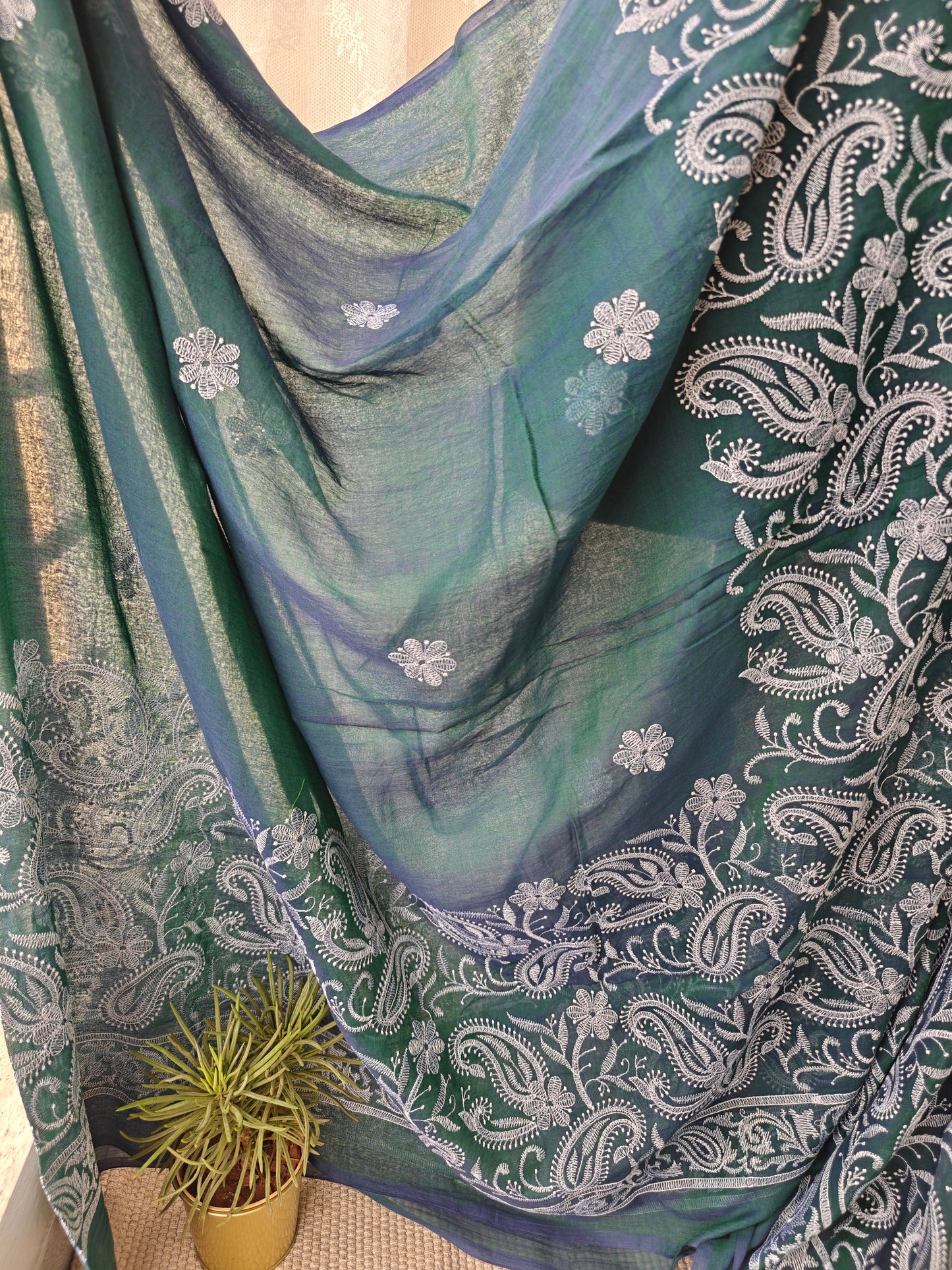 Jeweltide Hues