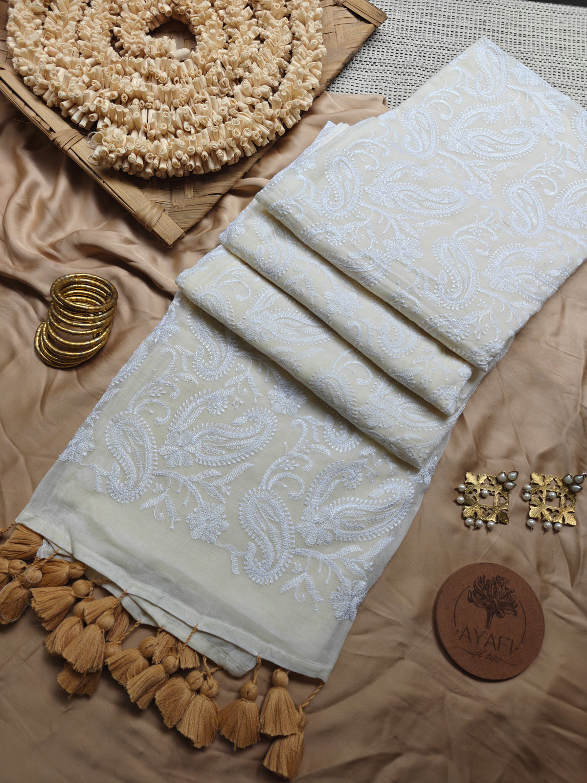 Paisley Embroidery Mul Cotton Saree