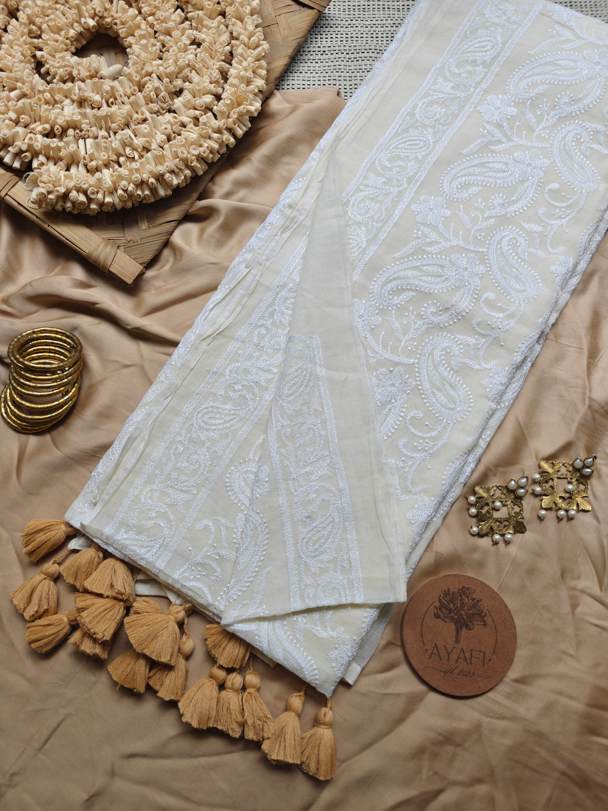 Paisley Embroidery Mul Cotton Saree